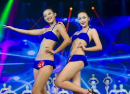比基尼抖臀舞大赛,展现东方女性独特魅力”